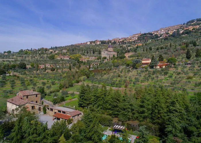 Spacious Villa Cortona